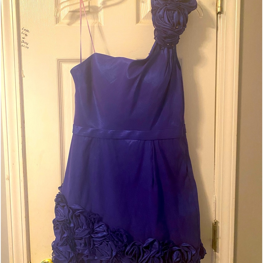 One shoulder cocktail dress